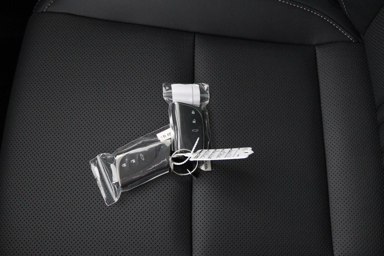 Lexus NX 450h+ AWD 35th Edition | Nieuw! | Uit voorraad leverbaar | Panoramisch schuif-/kanteldak