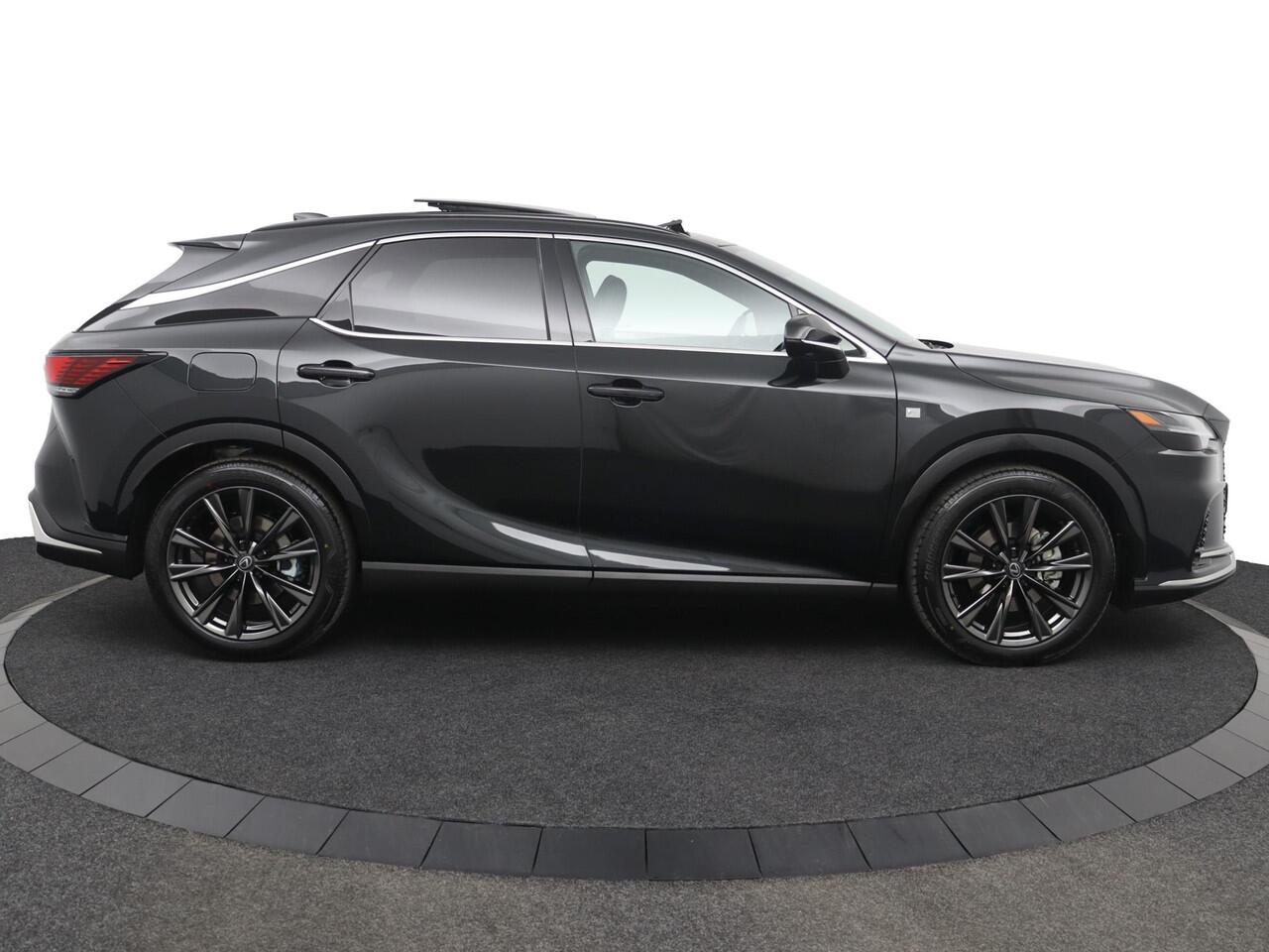 Lexus RX 450h+ Plug-in Hybrid 35th Edition | Nieuw! | Uit voorraad leverbaar | Safety Pack | Panoramisch schuif/-kanteldak |