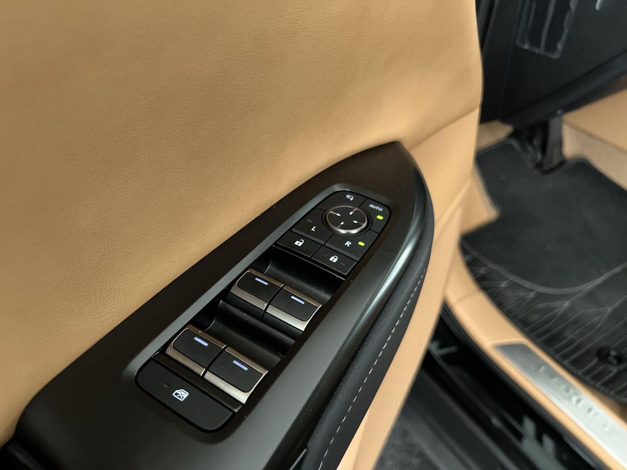 Lexus RZ 300e 35th Edition 71 kWh