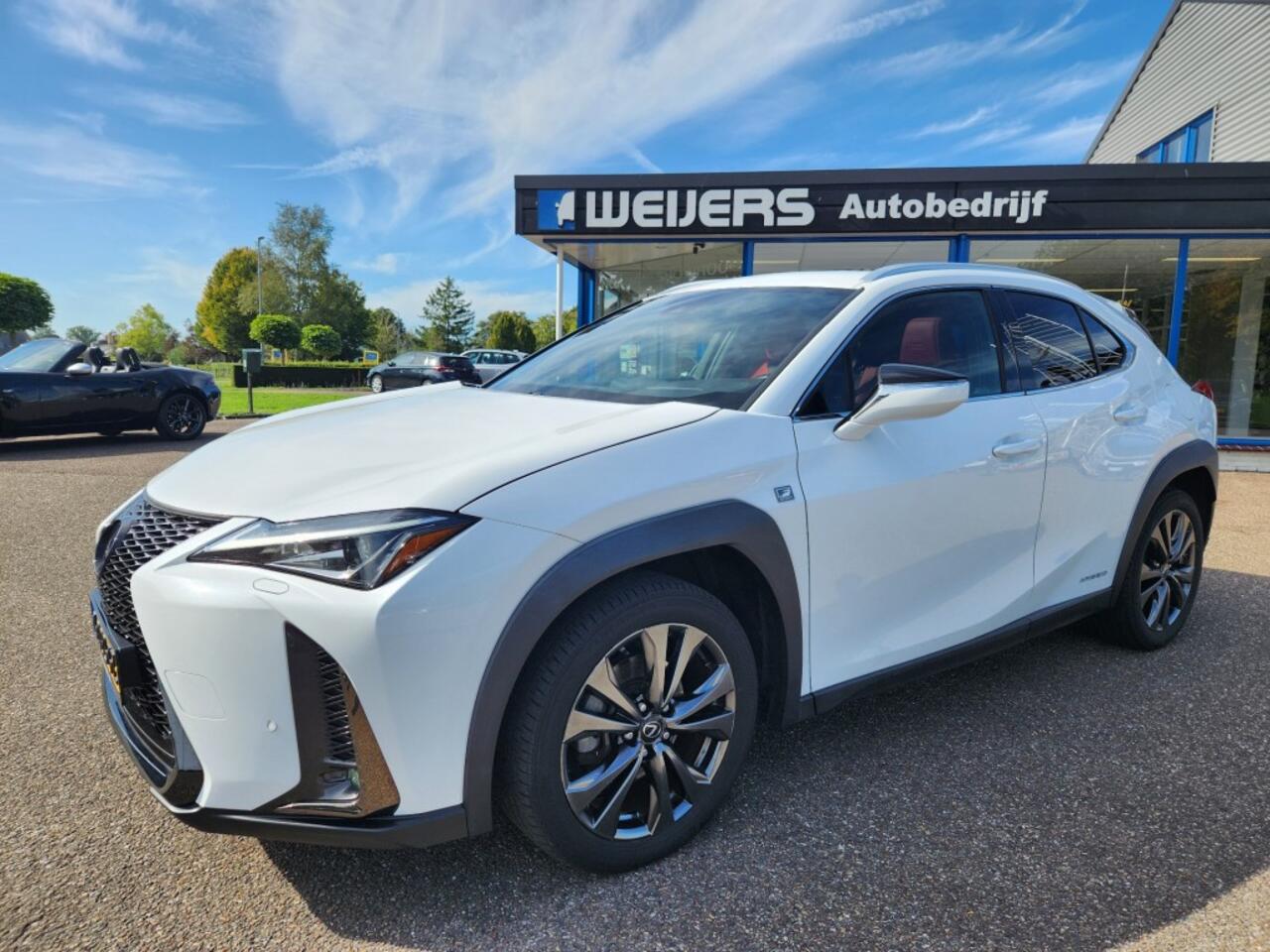 Lexus Ux 250H F Sport, Schuifdak, Sportstoelen, Android/Apple, Cruise, Camera, Navigatie
