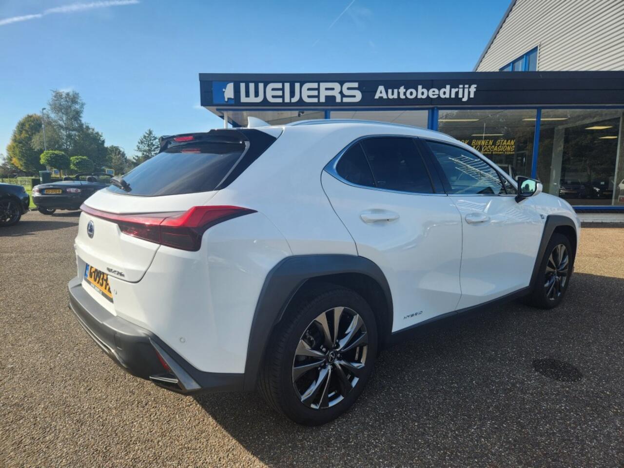 Lexus Ux 250H F Sport, Schuifdak, Sportstoelen, Android/Apple, Cruise, Camera, Navigatie