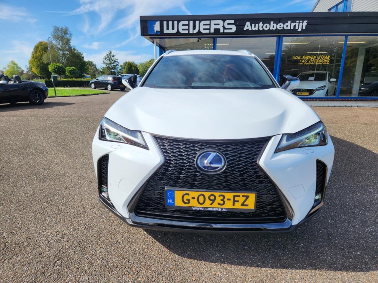 Lexus Ux 250H F Sport, Schuifdak, Sportstoelen, Android/Apple, Cruise, Camera, Navigatie
