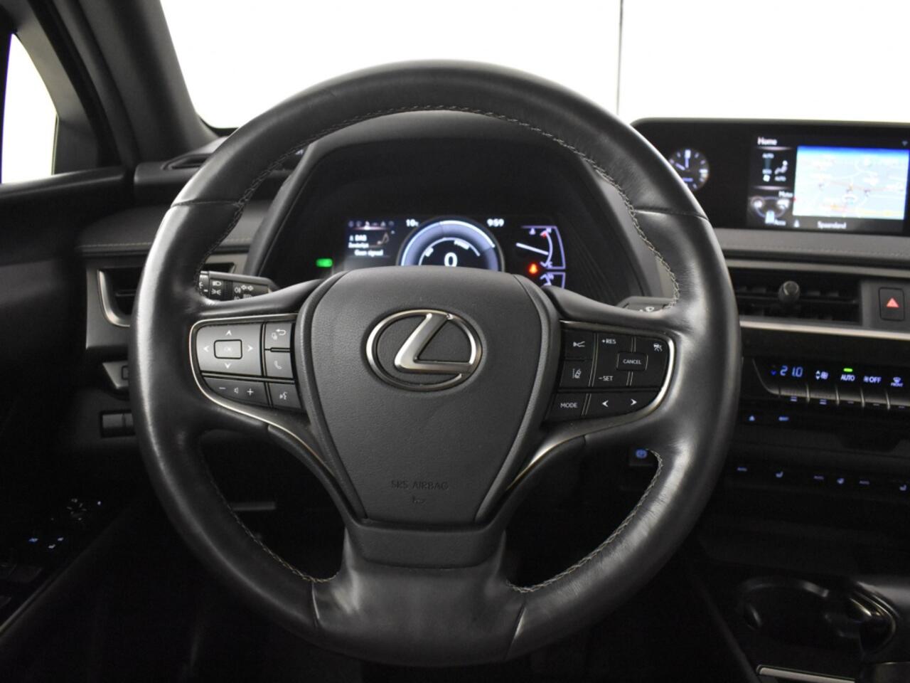 Lexus Ux 250h Business Line | Head-up display | navigatie | Stoelverw. |