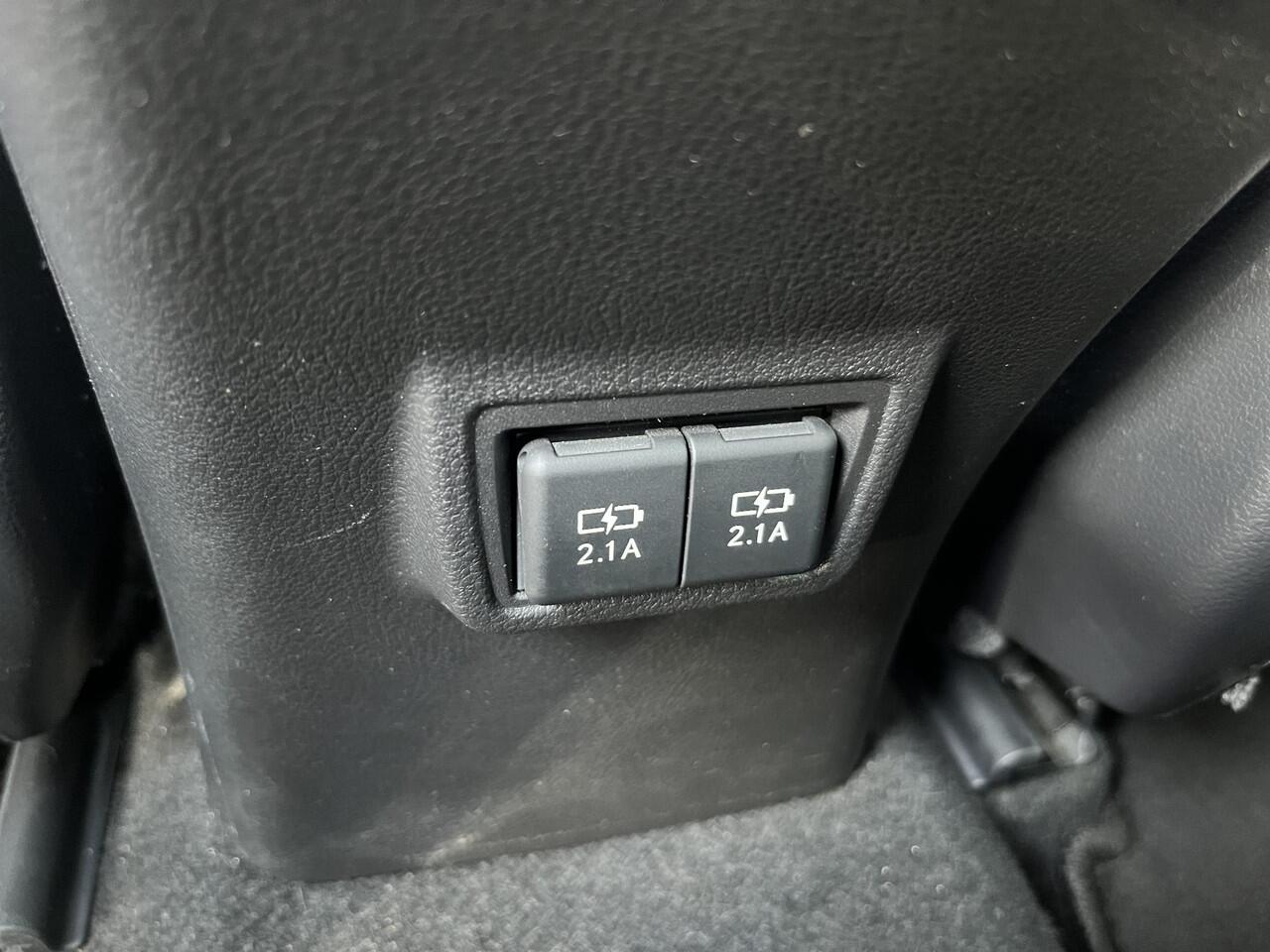 Lexus Ux 250h Business Line *Stoel- en stuurwielverwarming*