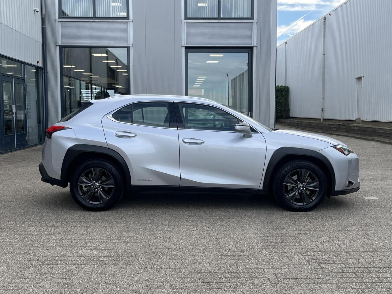 Lexus Ux 250h Luxury Line | 2e Eig./Voll.Historie/Leder/Navi/Adapt.Cruise/Clima/Apple CarPlay-Android Auto