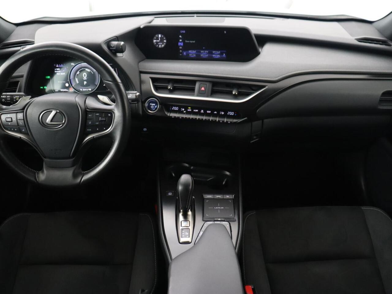 Lexus Ux 300e Business 54 kWh | 1e eigenaar | Adaptive cruise | Carplay | Camera | Navigatie | Full LED | Elektrische stoelen | Climate control | Bluetooth