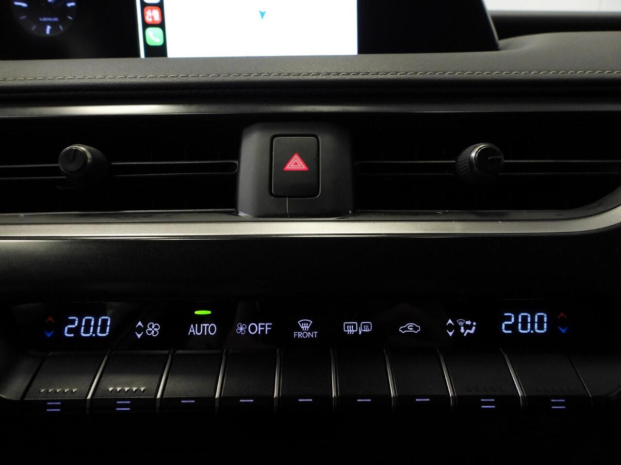 Lexus Ux 250h Preference Line NAVI-APP/CAMERA/CLIMA/LED/18"LMV!