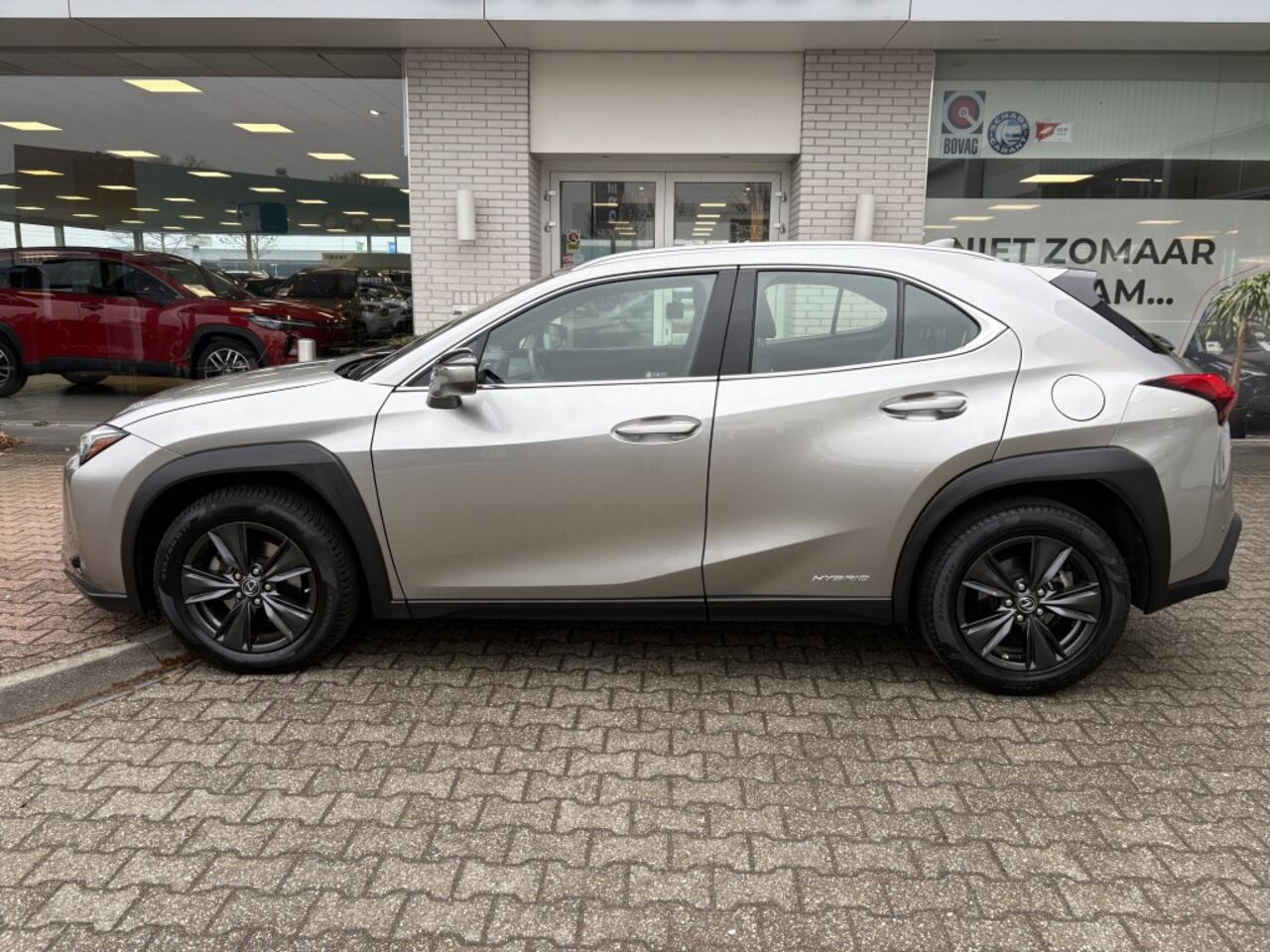 Lexus Ux 250h Luxury Line | Leder | Sensoren v/a | 17'' LM Velgen | Andro