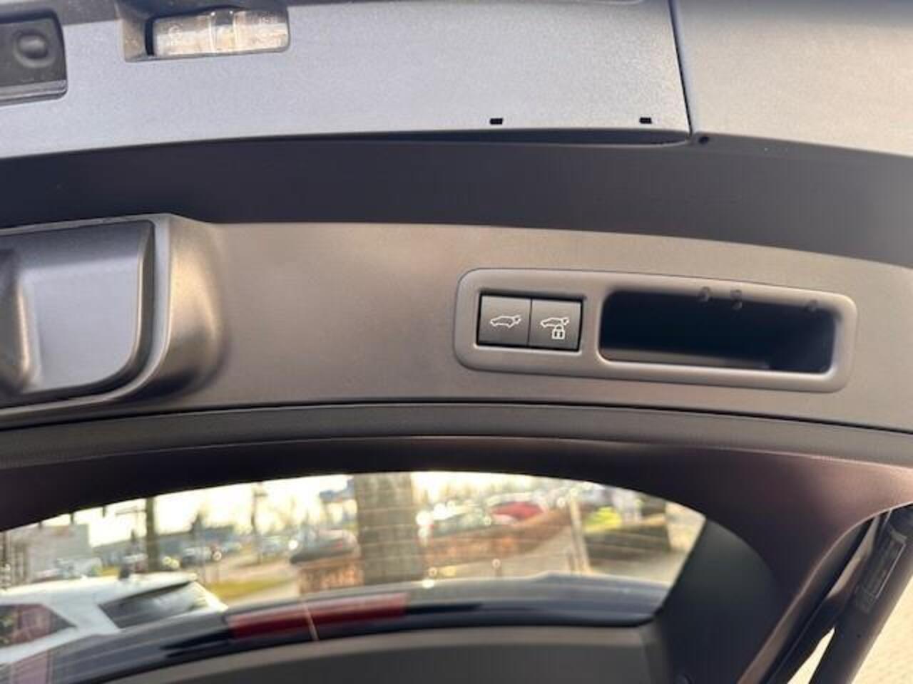 Lexus Ux 300h 35th Edition