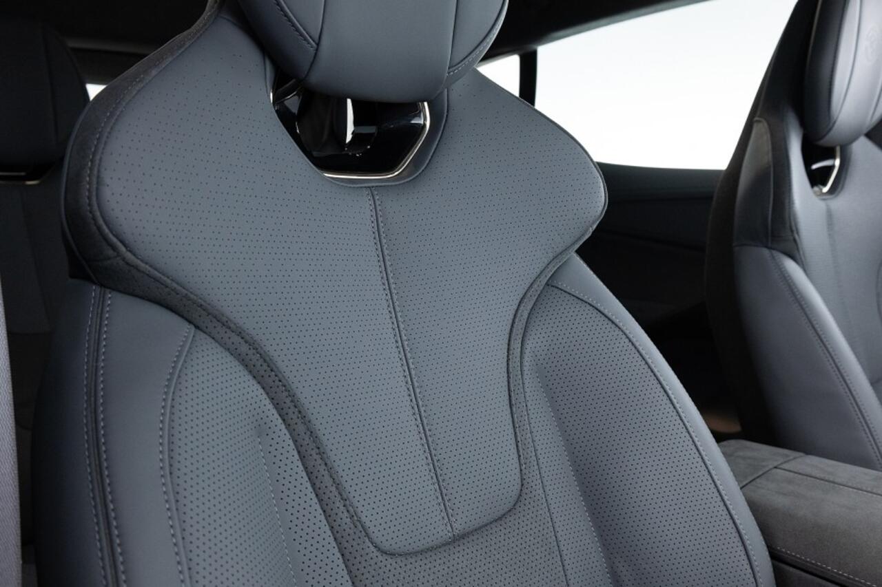 Lotus Eletre EDS 450 S 4WD Executive Seat 112 kWh | PANORAMADAK