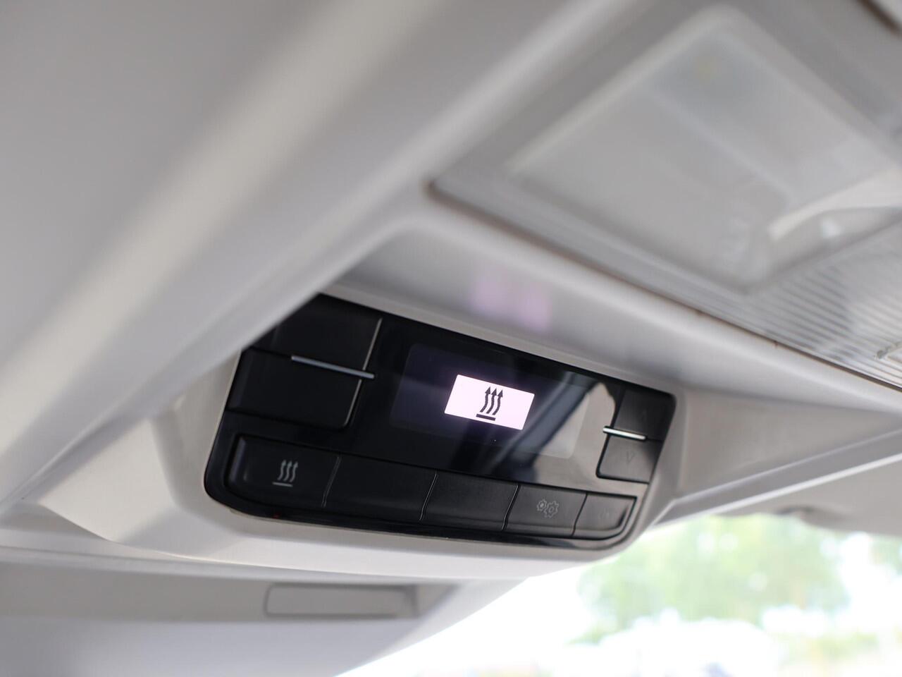 MAN TGE 50 2.0 TDI 177 PK DSG AUT. D.C. DUBBEL LUCHT 7-PERS. OPEN LAADBAK + 3500 KG TREKHAAK | STANDKACHEL