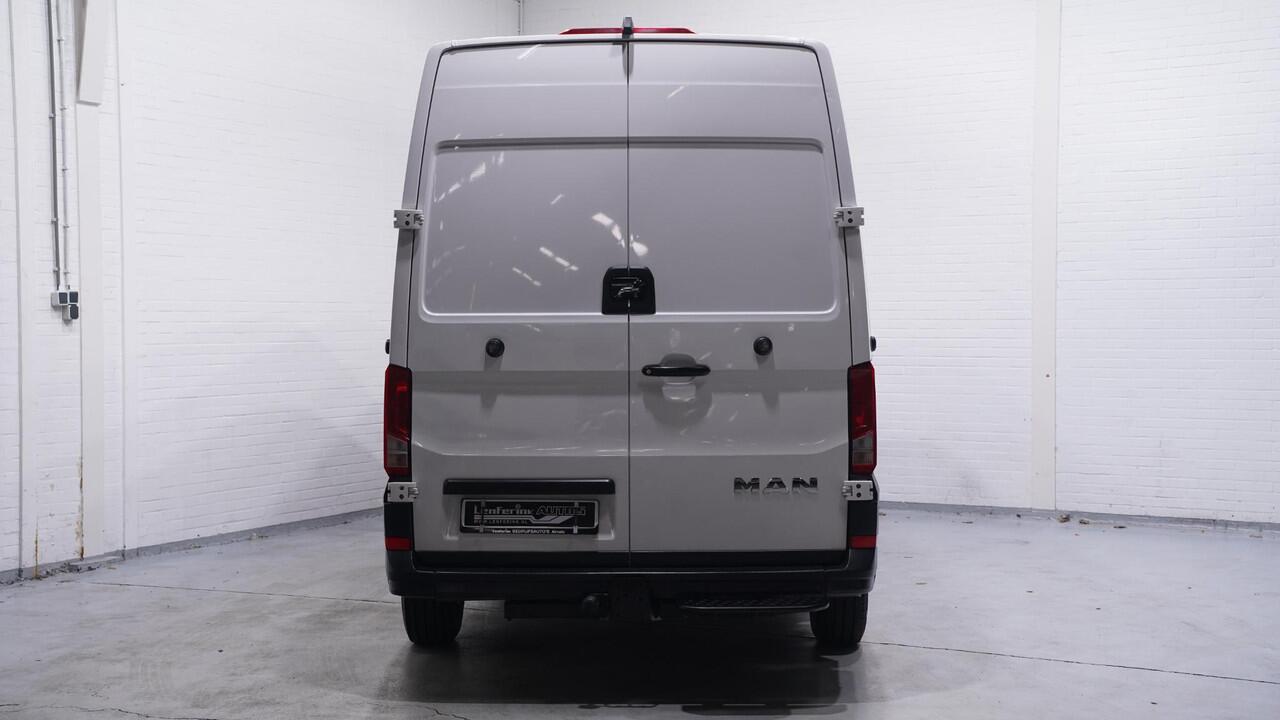 MAN TGE 3.180 180 pk DSG Aut. L4H3 Apple Carplay, Camera 270 Graden Achterdeuren, Laadruimte Pakket, Trekhaak, 3-Zits