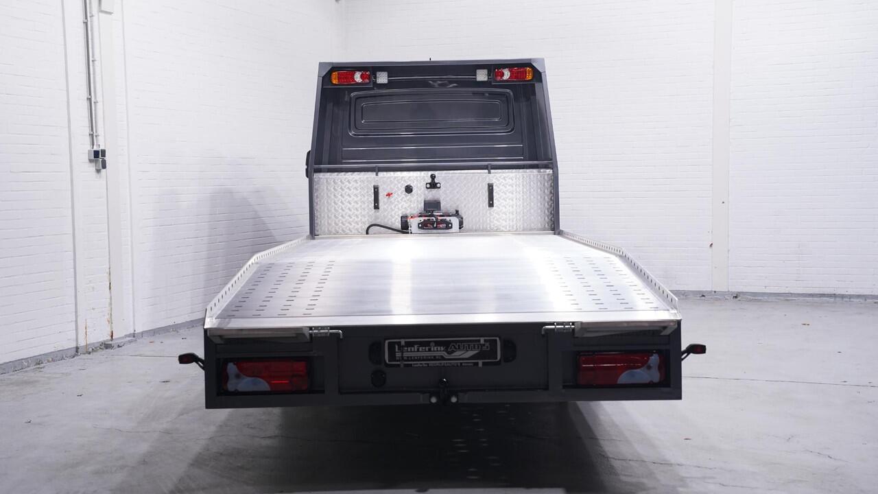 MAN TGE 2.0 TDI 140 pk Autotransporter Airco, Luchtvering Apple Carplay, Trekhaak 3.500 kg, Cruise Control, BPM vrij, 3-Zits