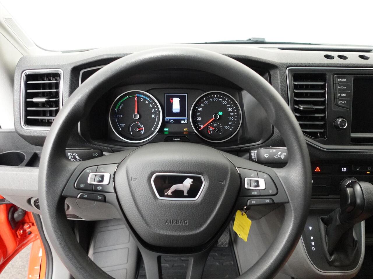 MAN eTGE L3H3 Apple Carplay Cruisecontrol Camera Parkeersensoren Airco