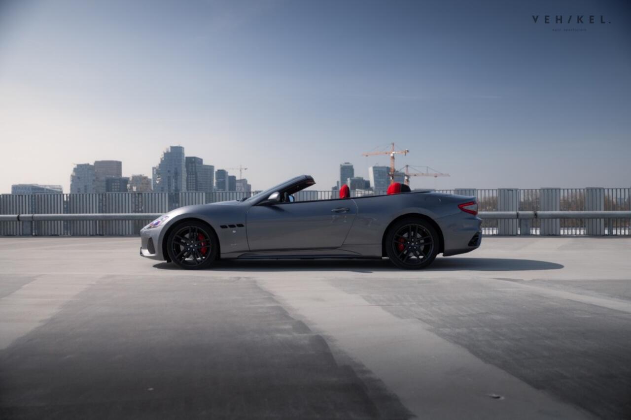 Maserati GRANCABRIO 4.7 SPORT nieuwstaat / 1 eigenaar geregistreerd.