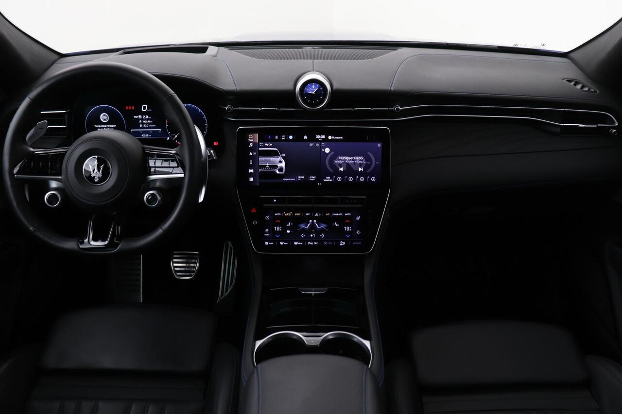 Maserati Grecale 2.0 MHEV GT Primaserie | Panoramadak | Head-Up | Premium Audio | ACC | Stoel+Stuurverwarming