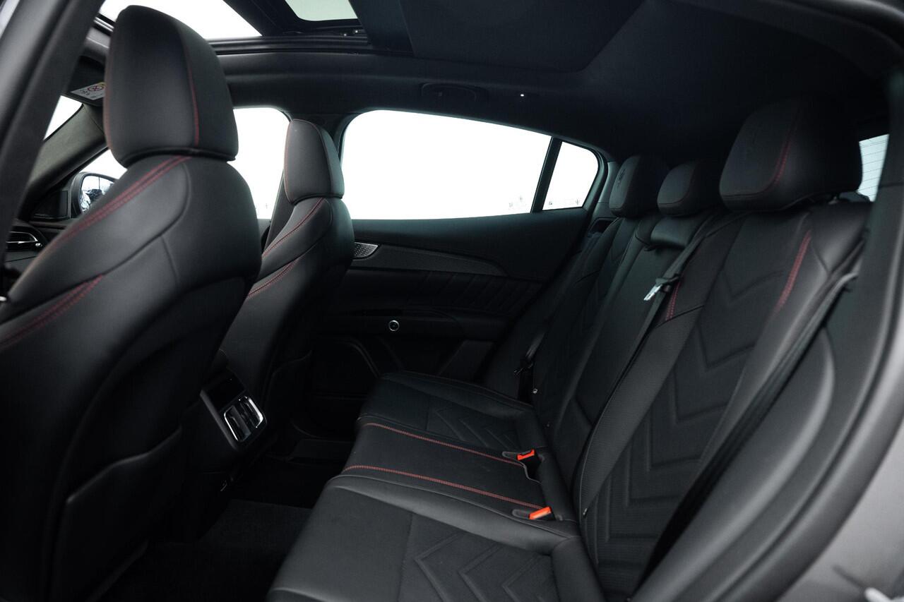 Maserati Grecale 2.0 MHEV Modena |BOMVOLL|Pano|360 Camera|Sonus|Memory|Stoelverkoeling|ACC|Dodehoek|