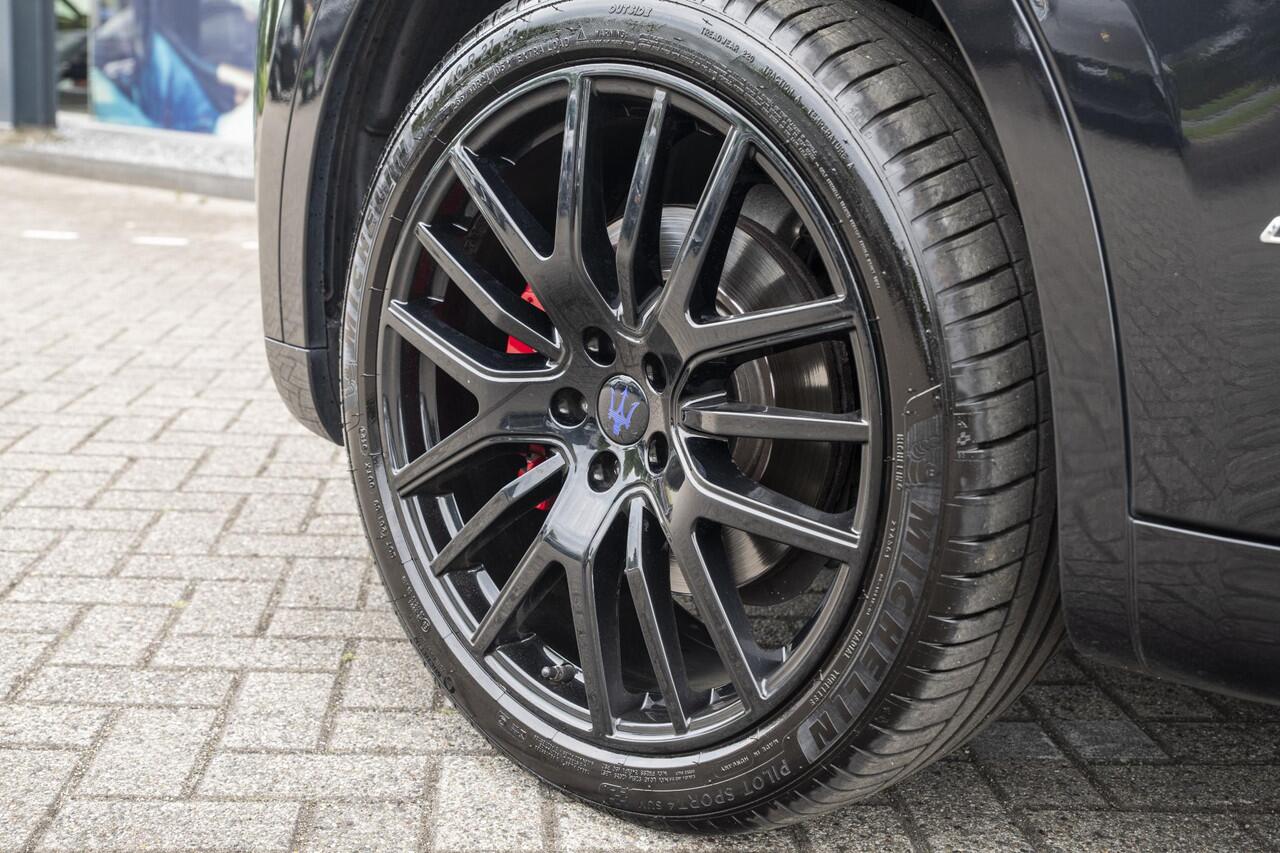 Maserati Levante 3.0 V6 AWD GranSport / PANODAK / HARMAN KARDON / ADAPT. CRUISE