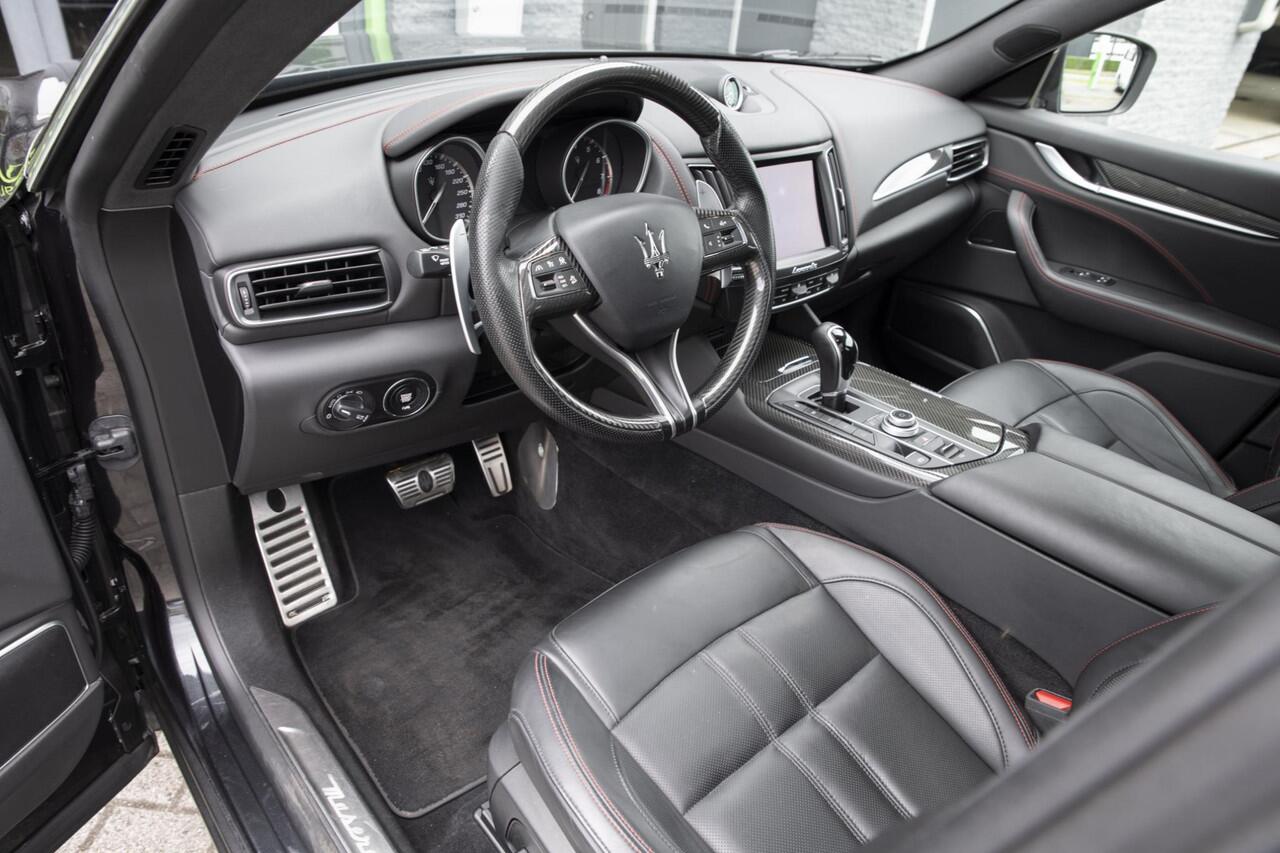 Maserati Levante 3.0 V6 AWD GranSport / PANODAK / HARMAN KARDON / ADAPT. CRUISE