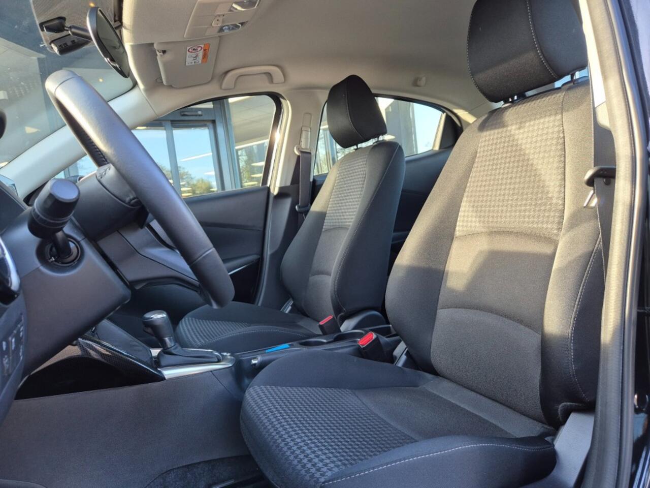 Mazda 2 SKYACTIV-G 90 5AT TS / trekhaak / All-seasons