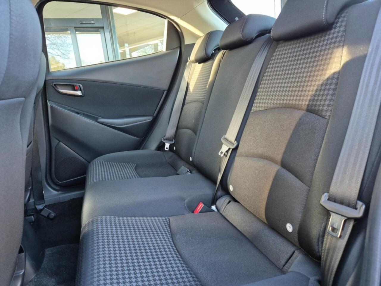 Mazda 2 SKYACTIV-G 90 5AT TS / trekhaak / All-seasons