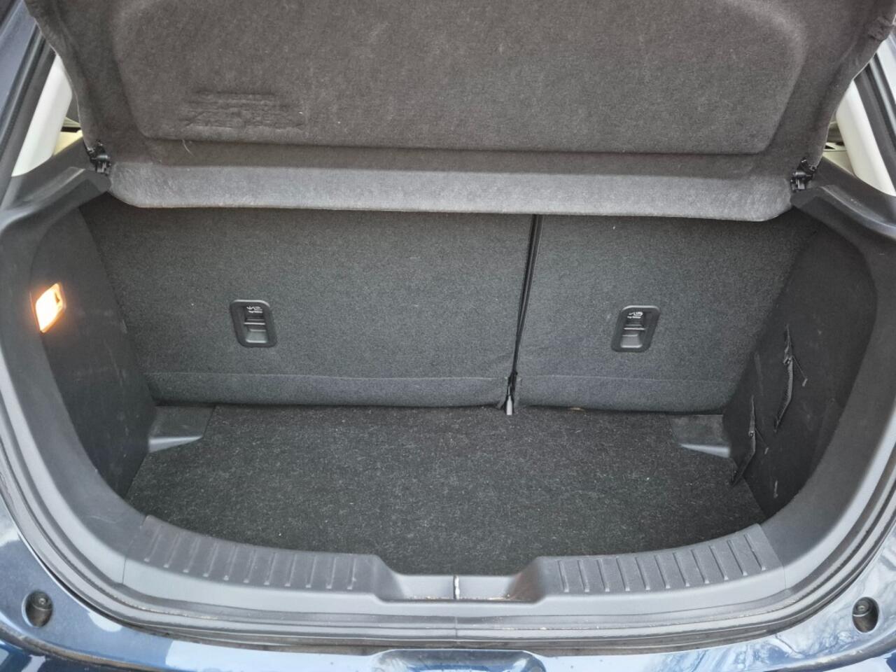 Mazda 2 SKYACTIV-G 1.5 90 SPORT SELECTED / A-Camera