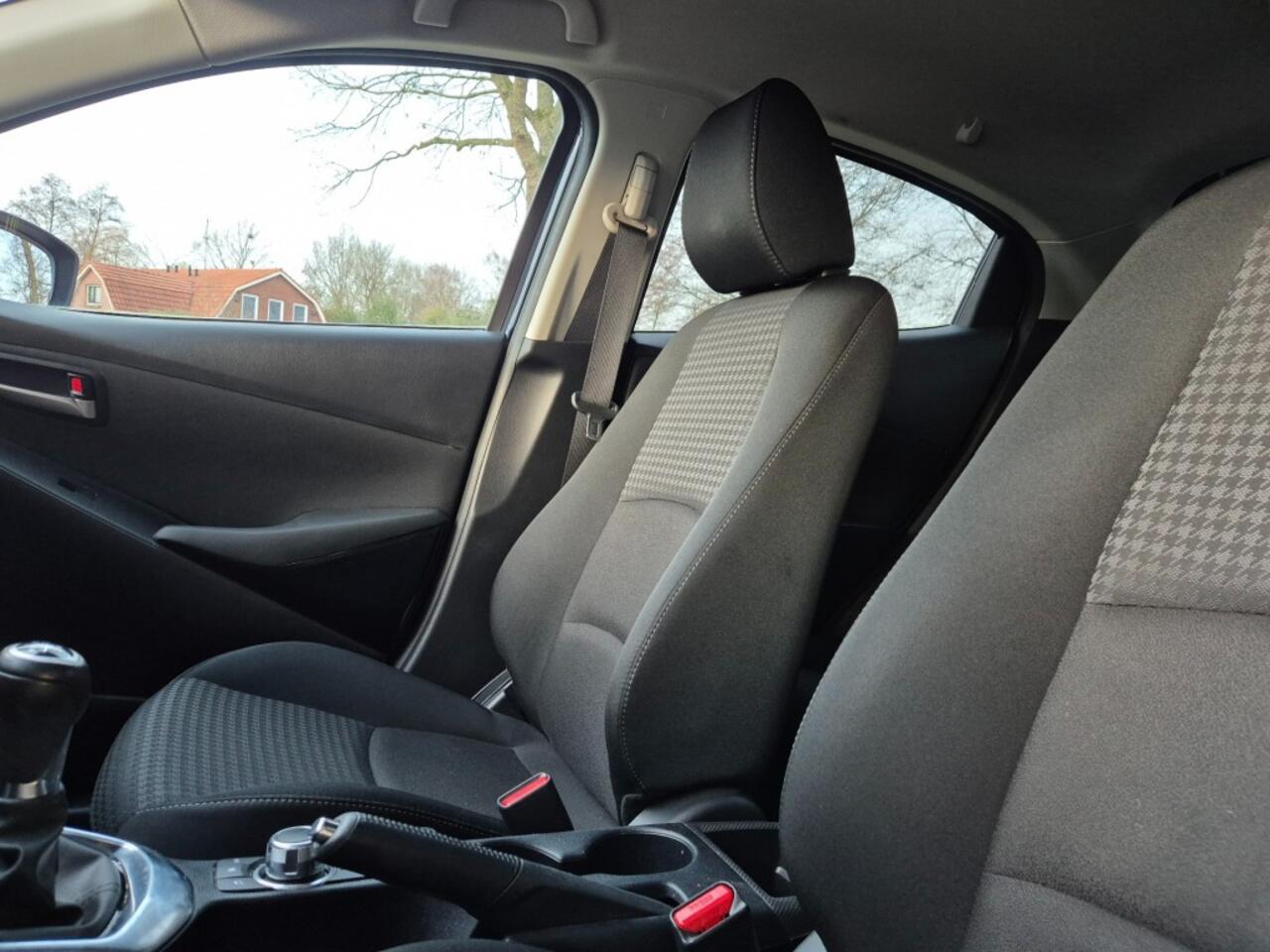 Mazda 2 SKYACTIV-G 1.5 90 SPORT SELECTED / A-Camera