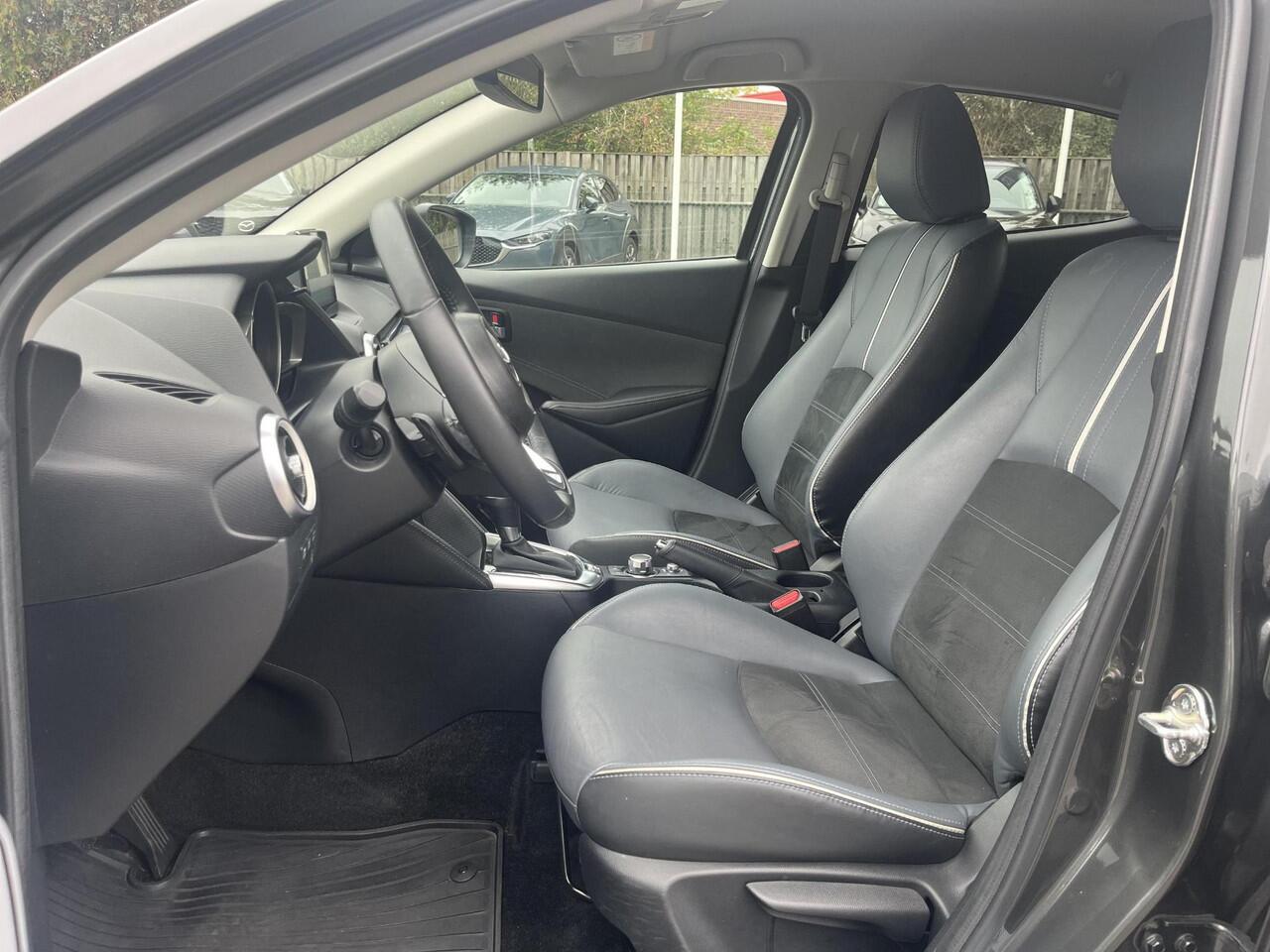 Mazda 2 1.5 Skyactiv-G Luxury | Automaat |