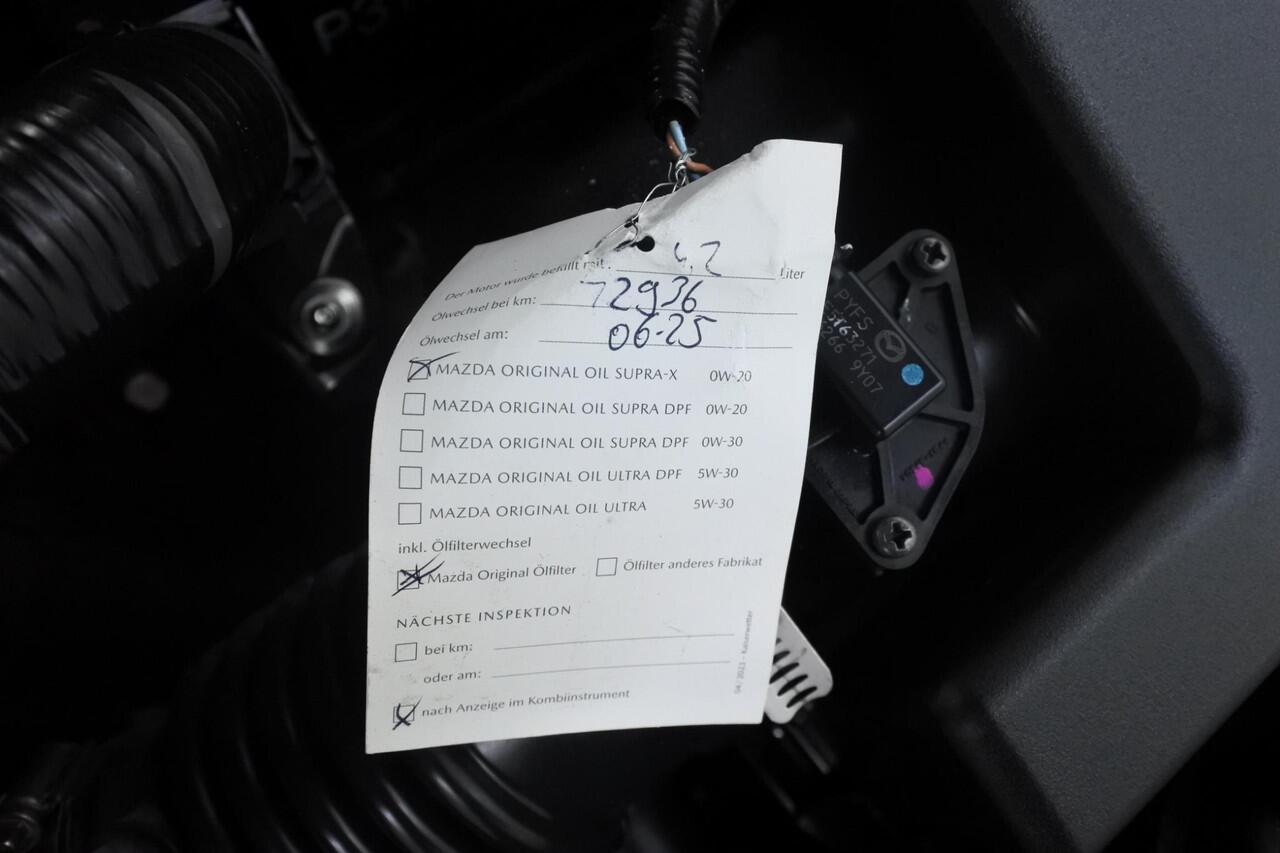 Mazda 2 1.5 90pk Automaat Signature 360º Adapt-cruise Keyless Leer/Alcantara