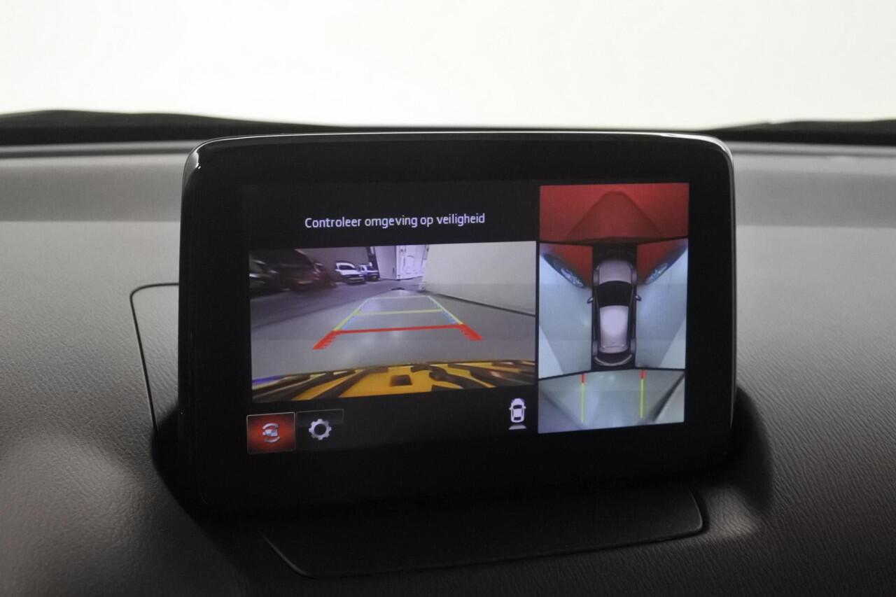 Mazda 2 1.5 90pk Automaat Signature 360º Adapt-cruise Keyless Leer/Alcantara