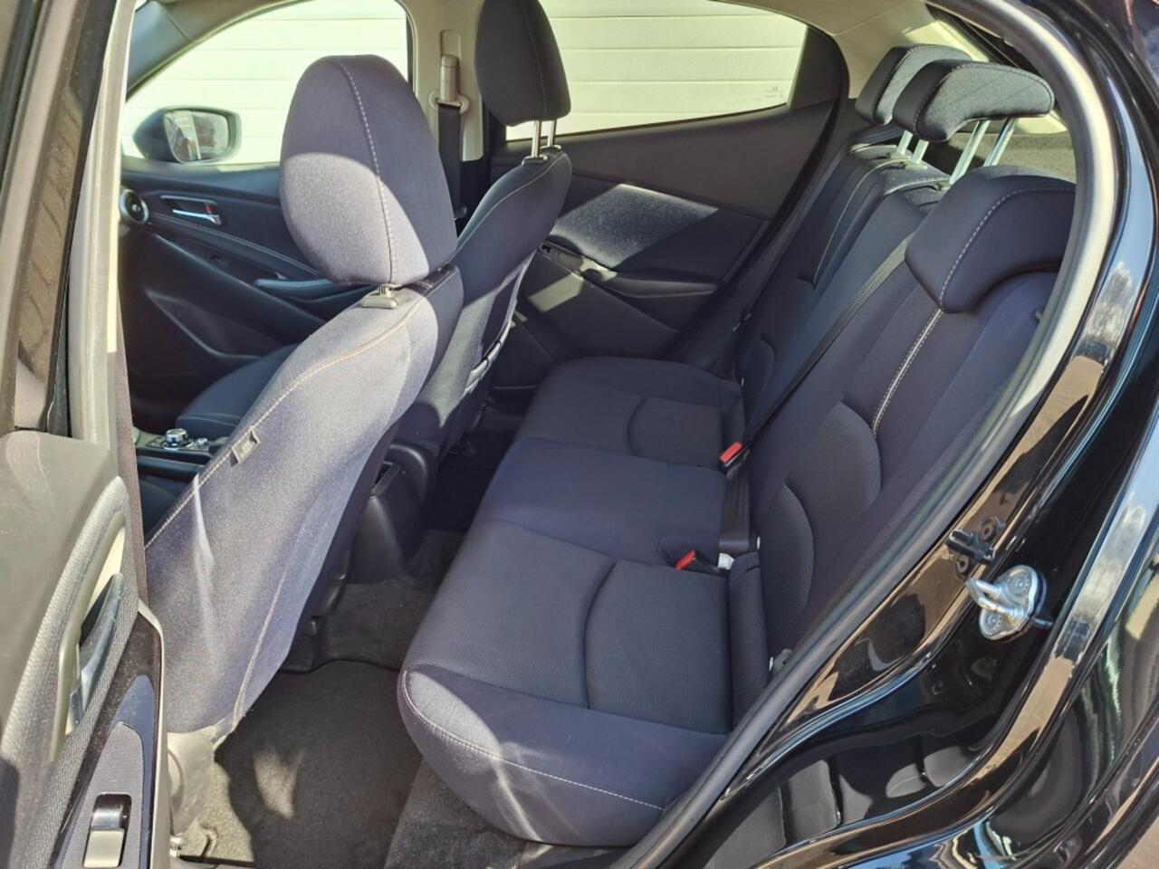 Mazda 2 1.5 SKYACT-G LUXURY CAMERA/CARPLAY/CRUISE/STOELVERW