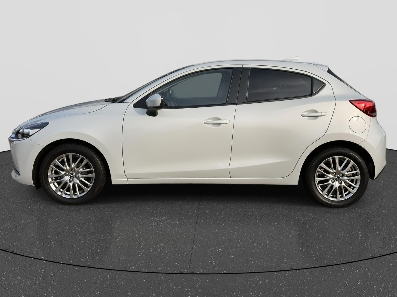 Mazda 2 1.5 Skyactiv-G Luxury | Rijklaar | Apple Carplay/Android Auto | Achteruitrijcamera | Dealeronderhouden |