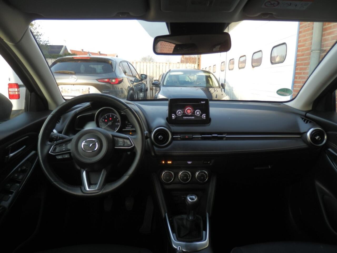 Mazda 2 1.5 SKYACT-G LUXURY CAMERA/CARPLAY/CRUISE/STOELVERW