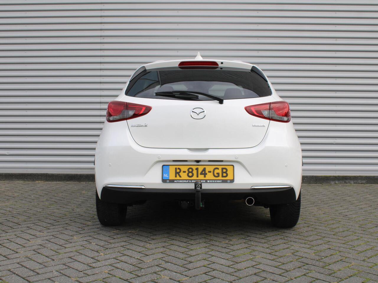 Mazda 2 1.5 Skyactiv-G Luxury | Trekhaak | Camera | Stuur-/stoelverwarming | Navi | 16" LM | Clima | HUD | LED | Dodehoek detectie |