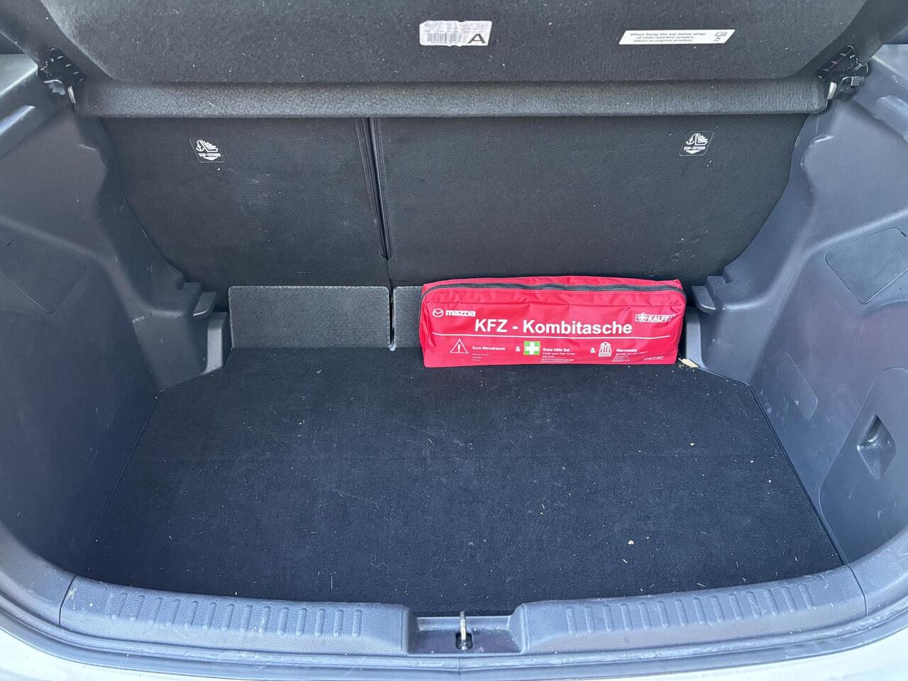 Mazda 2 Hybrid 1.5 Agile NL-Auto, 1e Eig., Dealer Ondh., Hybride, Automaat, Apple Carplay / Android Auto, A. Rij-Camera, Keyless Start/Entry, Stoel & Stuur verw., Lichtmetaal, Btw-auto