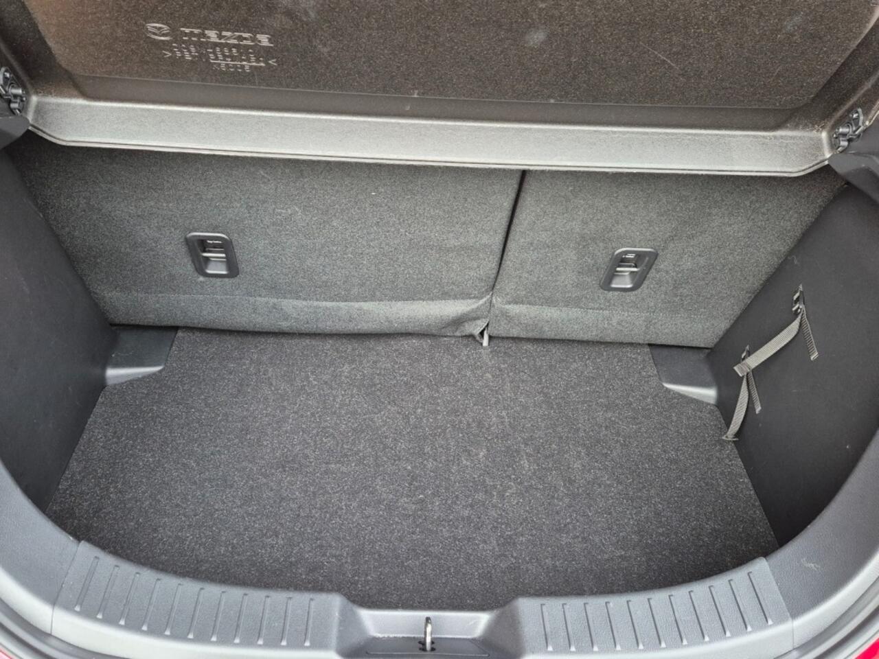 Mazda 2 SKYACTIV-G 1.5 90 6MT LUXURY / Trekhaak