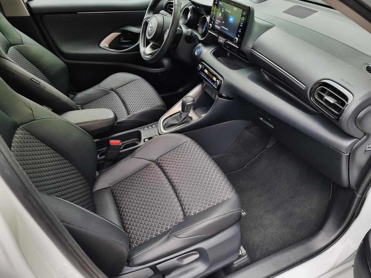 Mazda 2 Hybrid 1.5 Select Head-Up / Keyless / Stoel- Stuurverwarming