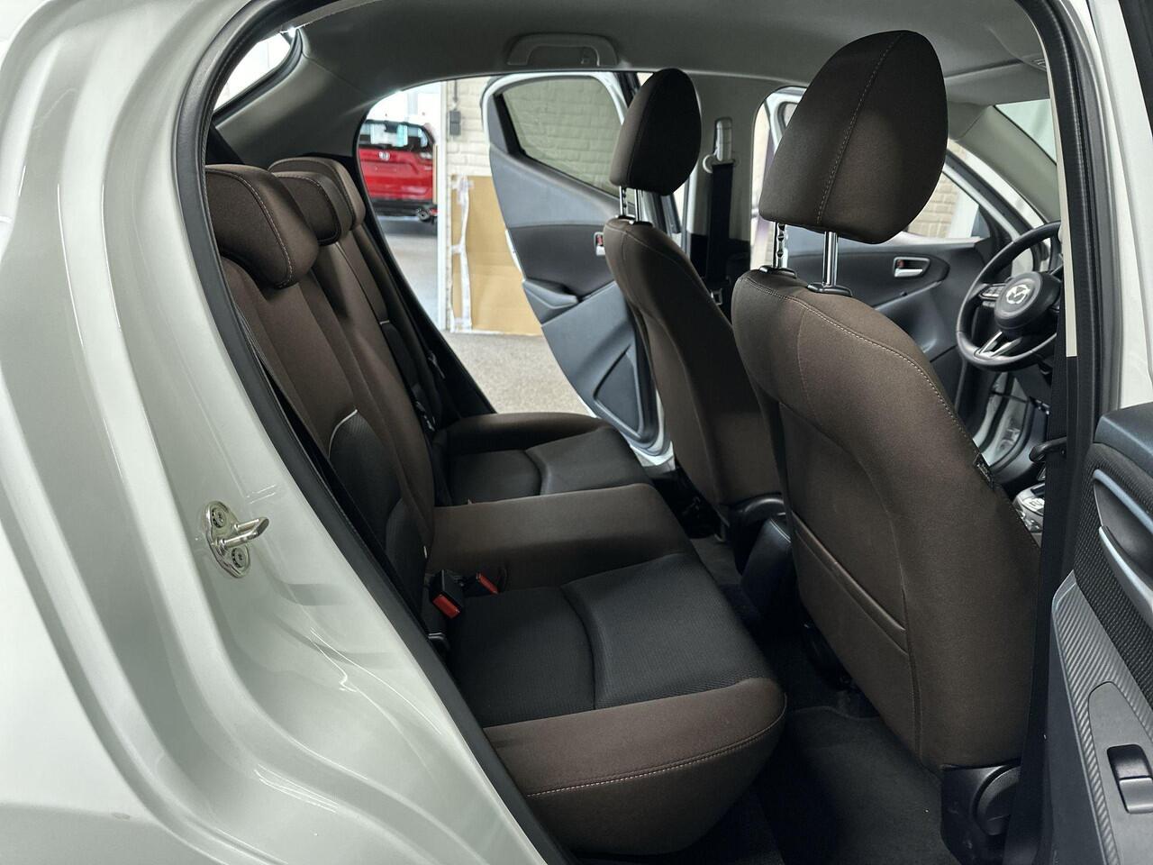 Mazda 2 1.5 Skyactiv-G Luxury Automaat | LED | NAVI