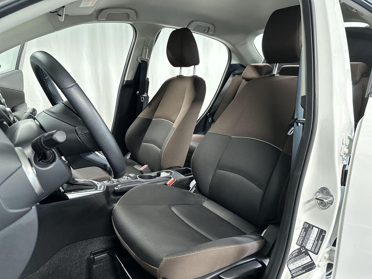 Mazda 2 1.5 Skyactiv-G Luxury Automaat | LED | NAVI