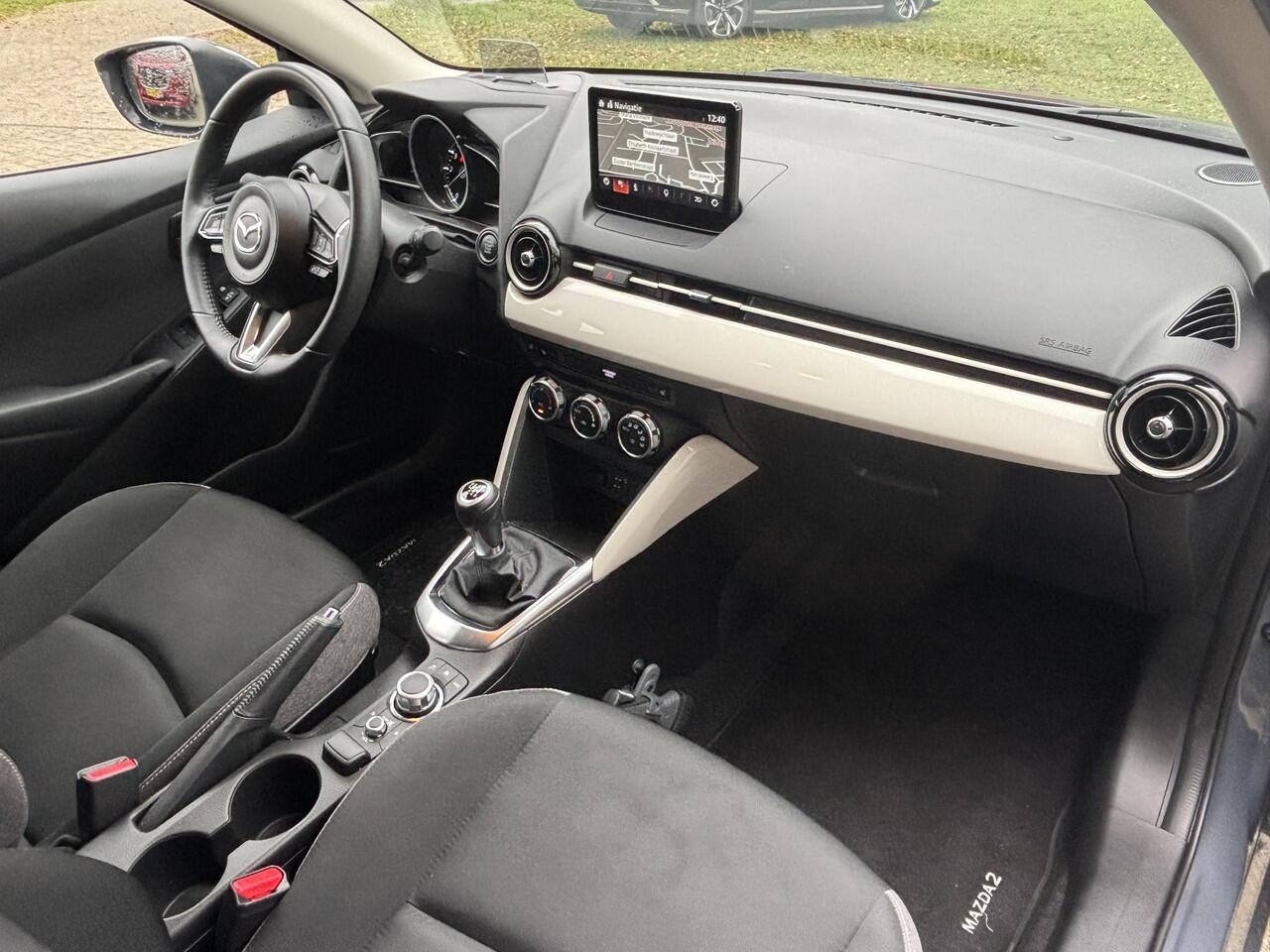 Mazda 2 1.5 e-SkyActiv-G 90 Exclusive-Line NL-Auto, Dealer Ondh. Navigatie, Apple Carplay /Android Auto, Camera 360, Add. Cruise Controle, Parkeerhulp v, Head-up, Lichtmetaal.