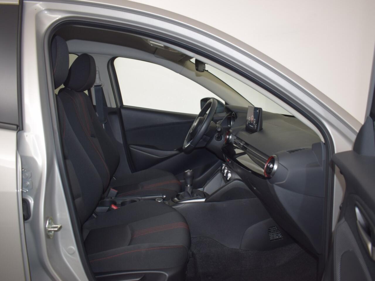 Mazda 2 1.5 Homura Camera Apple Carplay Airco