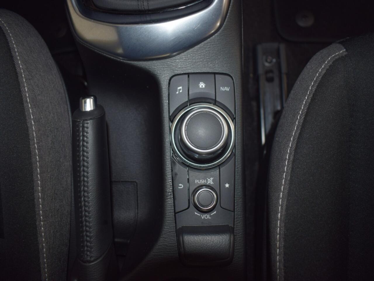 Mazda 2 1.5 Exclusive Line Camera PDC AppleCarplay/Android Auto