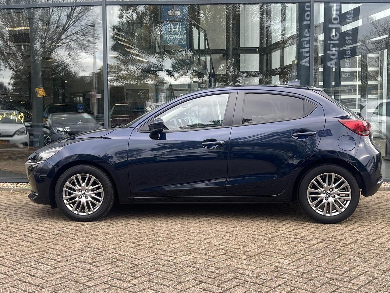 Mazda 2 1.5 Skyactiv-G Luxury 1e EIGENAAR | NED. AUTO| DEALER ONDERHOUDEN | * 6 JAAR GARANTIE | PARKEERSENSOREN ACHTER | CARPLAY | STOEL- EN STUURVERWARMING | CLIMATE CONTROL | KEYLESS |