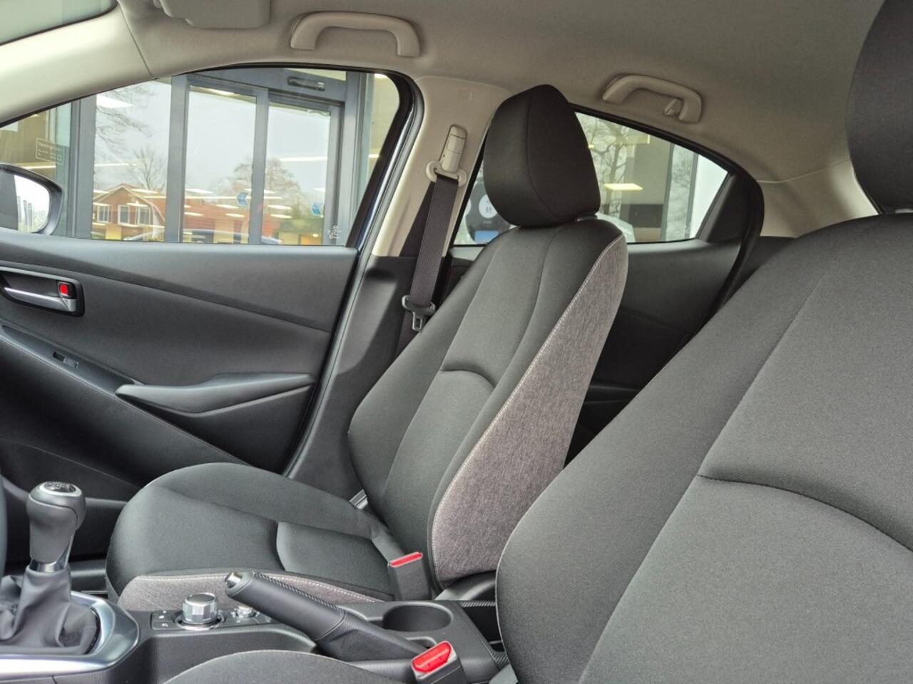 Mazda 2 E-SKYACTIV-G 1.5 90 6MT M-HYBRID EXCLUSIVE-LINE / Trekhaak