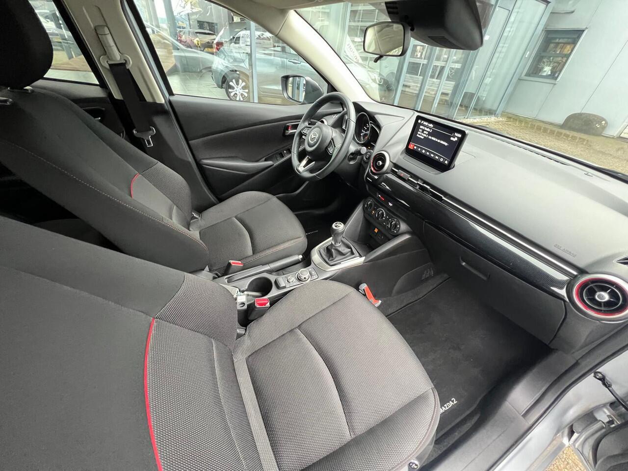 Mazda 2 1.5 Skyactiv-G Sportive CAMERA | APPLE CARPLAY/ANDOID AUTO | 16"LM VELGEN | STOELVERWARMING | NED.AUTO | 1e EIGENAAR | DEALER ONDERHOUDEN | GARANTIE 02-2029