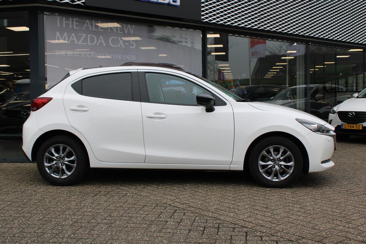 Mazda 2 1.5 Skyactiv-G Comfort , Automaat, Zwart Dak + Spiegels, LMV 15 Inch, PDC, Clima, Stoelverwarming, Apple Carplay, Navi, Cruise, ASR, LKA