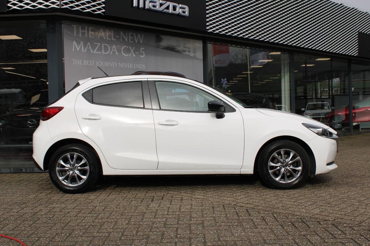 Mazda 2 1.5 Skyactiv-G Comfort , Automaat, Zwart Dak + Spiegels,15 inch LMV, PDC, Clima, Stoelverwarming, Apple Carplay, NavI, Cruise, ASR, LKA