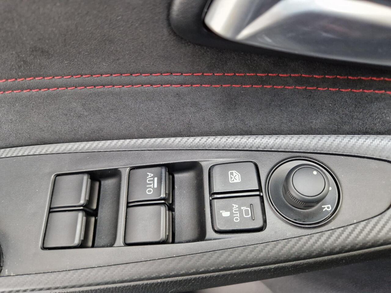 Mazda 2 1.5 e-SkyActiv-G 90 Homura Aka D.A Pack Mazda 2 1.5 e-SkyActiv-G 90 Homura Aka