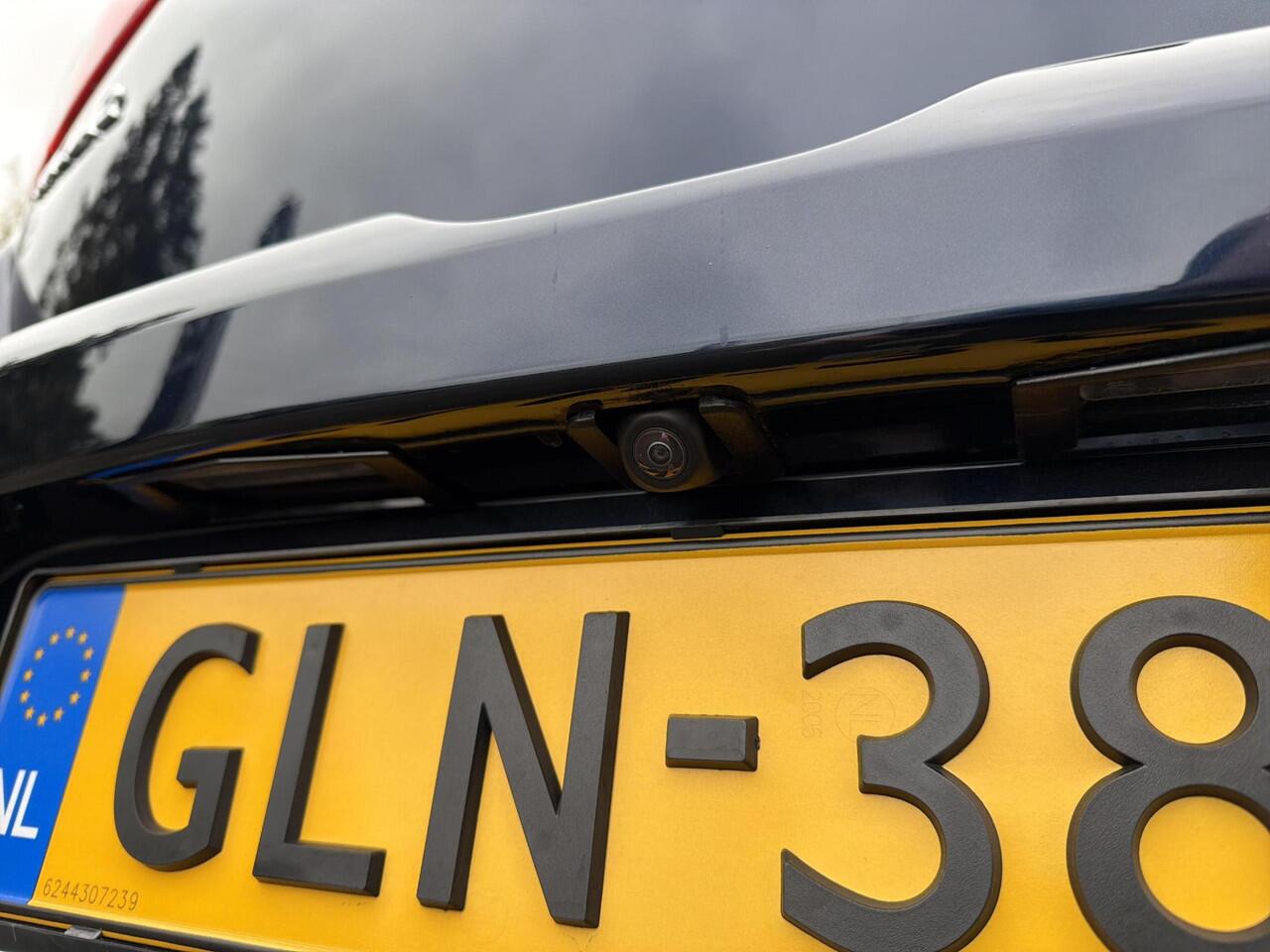 Mazda 2 1.5 e-SkyActiv-G 90 Exclusive-Line | Navigatie | Stoel en stuurverwarming | 360 camera |