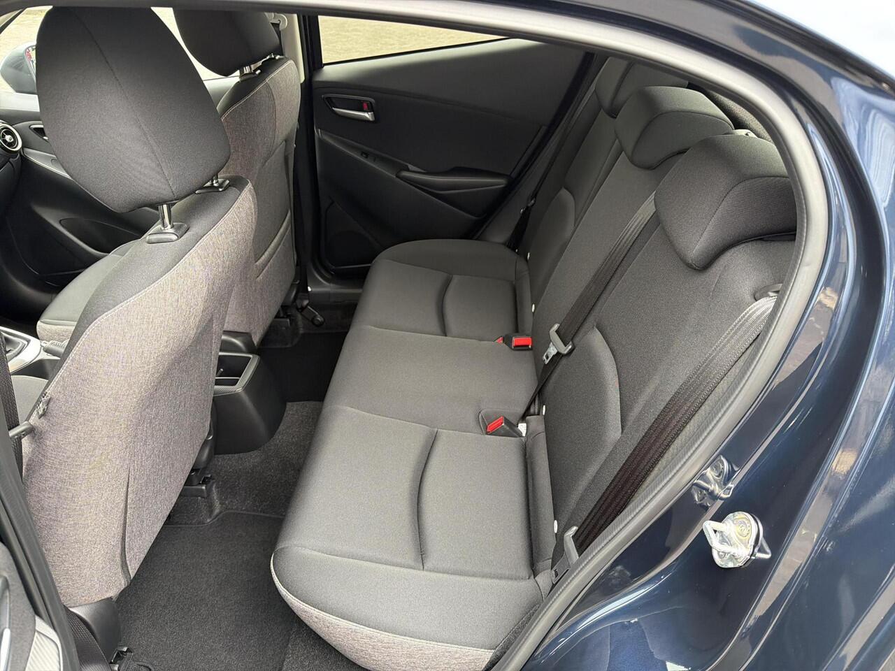 Mazda 2 1.5 e-SkyActiv-G 90 Exclusive-Line | Navigatie | Stoel en stuurverwarming | 360 camera |